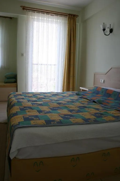 Ant Apart Hotel Олудениз