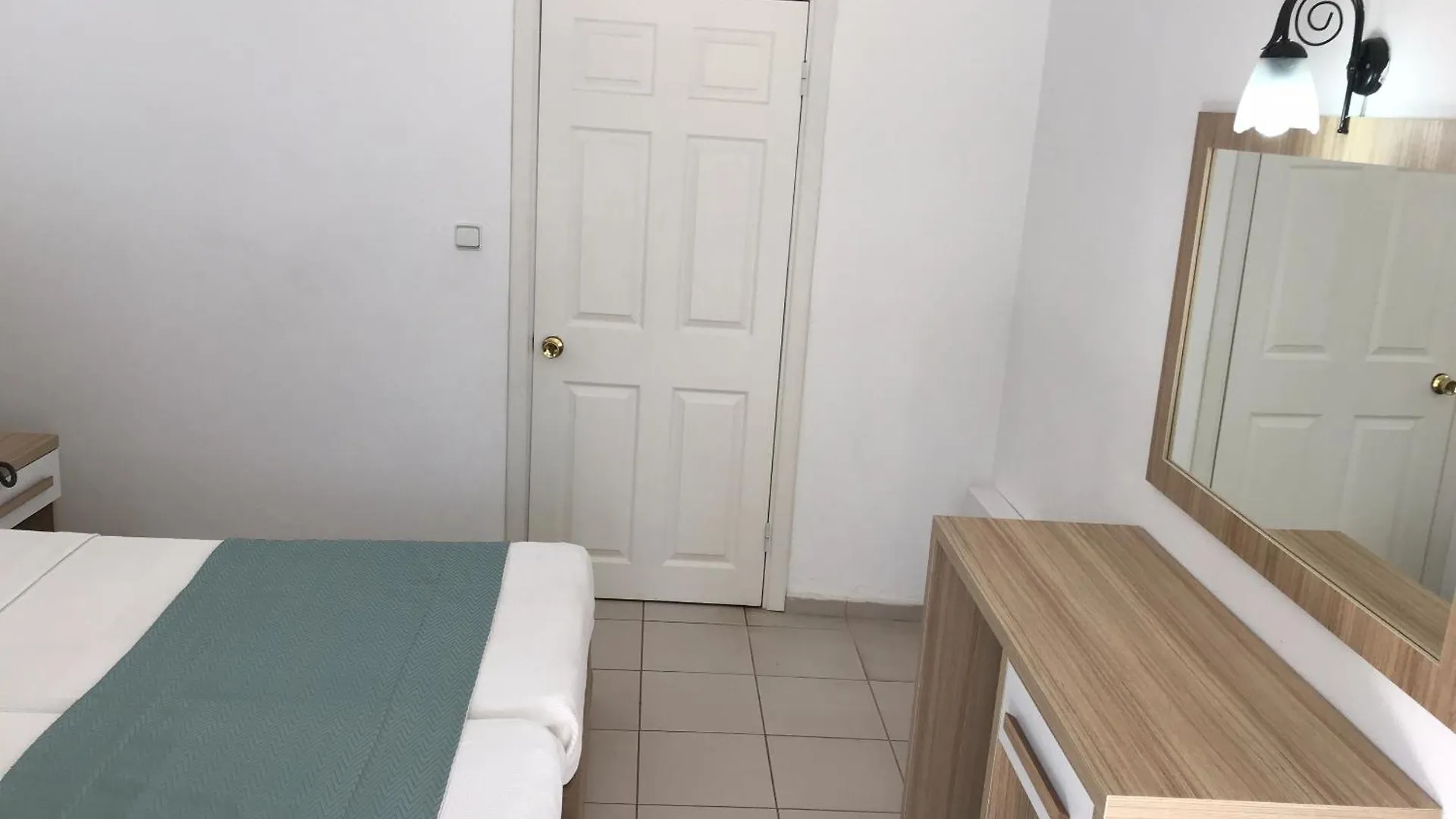 Ant Apart Hotel Олудениз